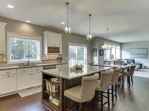 4th image of 3026 Aspen Lake Dr NE