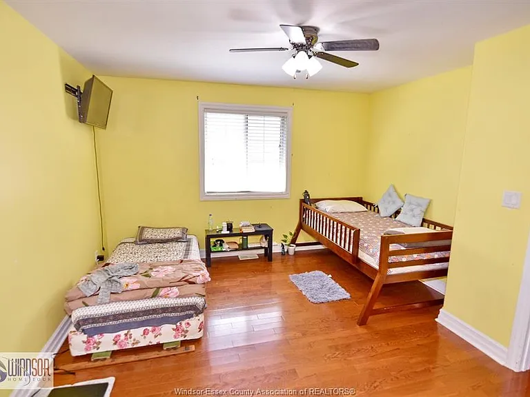 4305 Casgrain Dr #UPPER — Photo 27