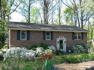 3133 Julian Dr, Raleigh, NC 27604