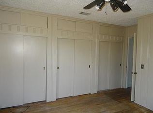 891 S 4th St, Jesup, GA 31545