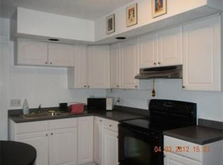 63 Dover St #2, Springfield, MA 01107