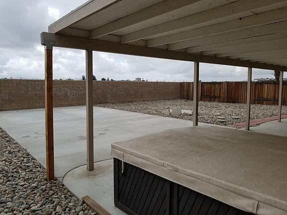 3rd image of 474 Jonnie Way