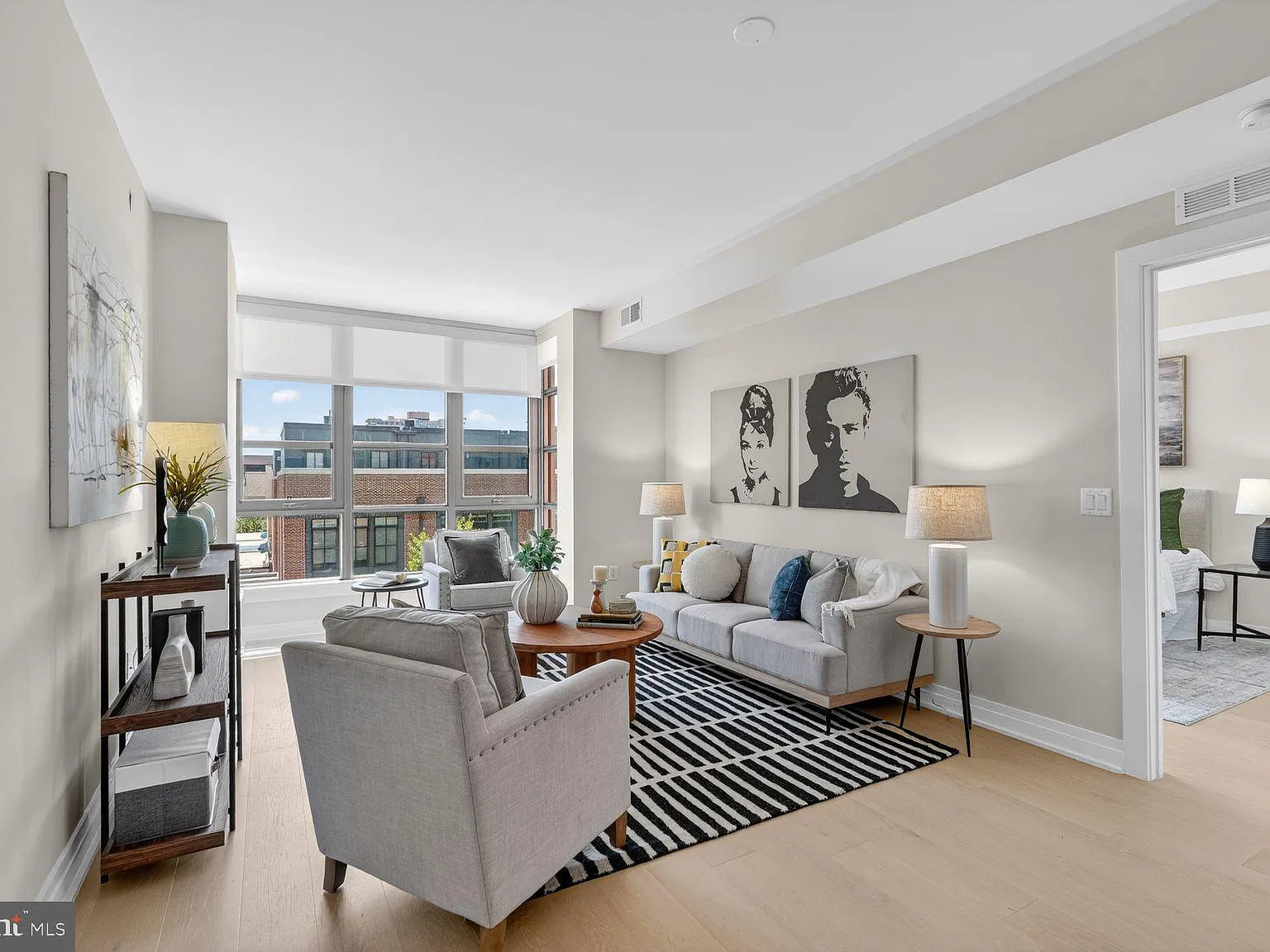 1 bed, 2.0 bath, 993 sqft, $3,750 — Photo 3