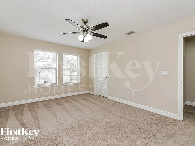 1651 Nina Dr — Photo 16
