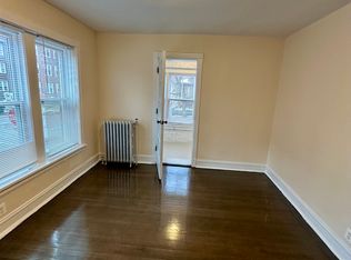 7502 N Hoyne Ave APT 1, Chicago, IL 60645