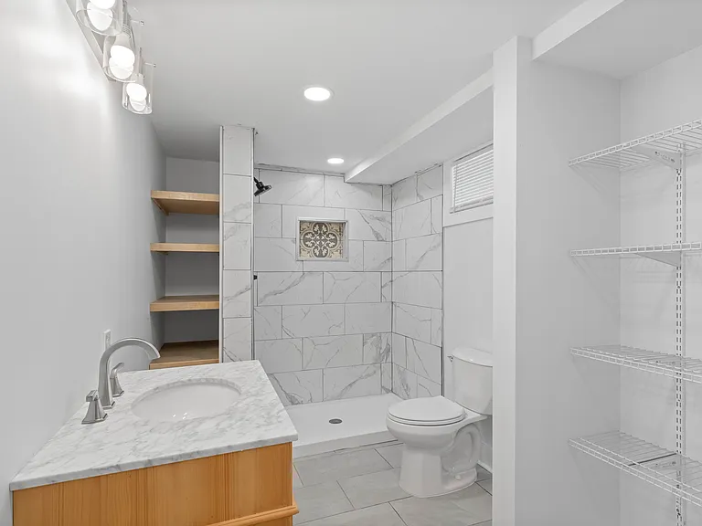 64 Druid Dr — Photo 10