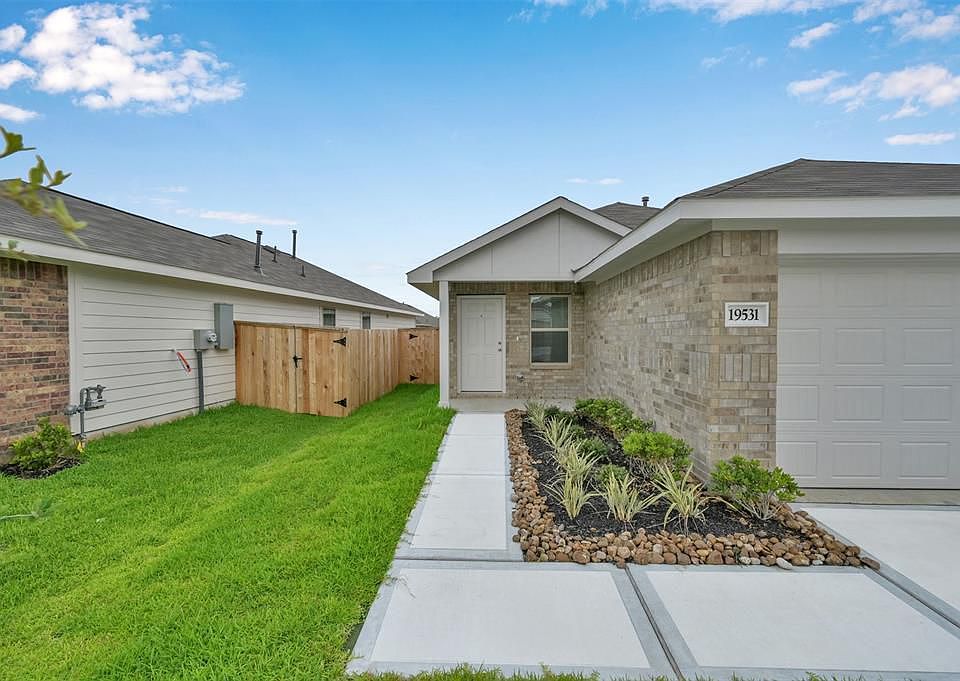 1st image of 19531 Oliveto Ct