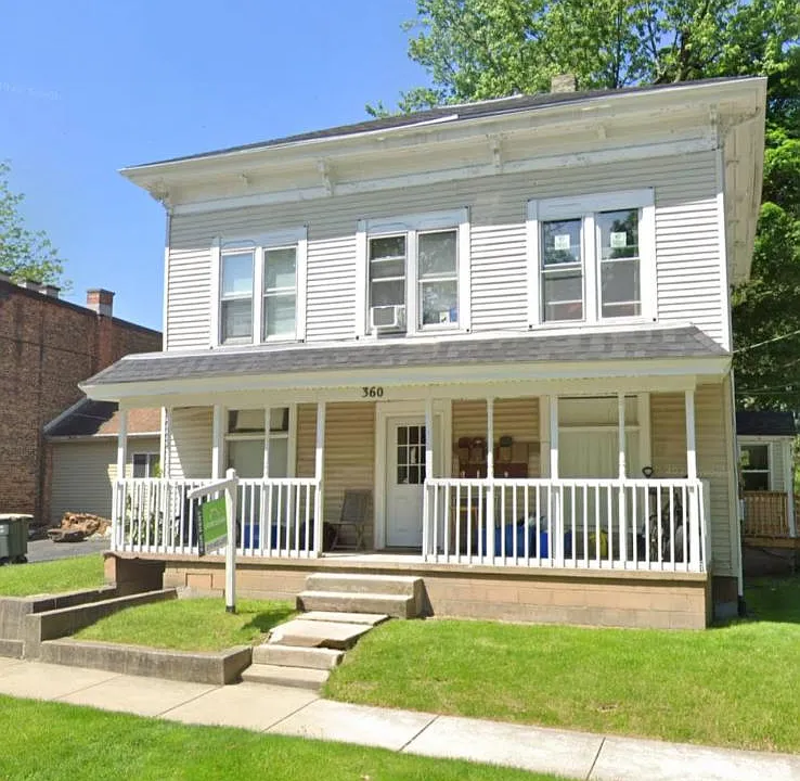 360 College Ave #1