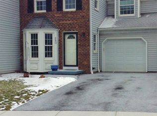 280 Harbor Hill Dr, Rochester, NY 14617