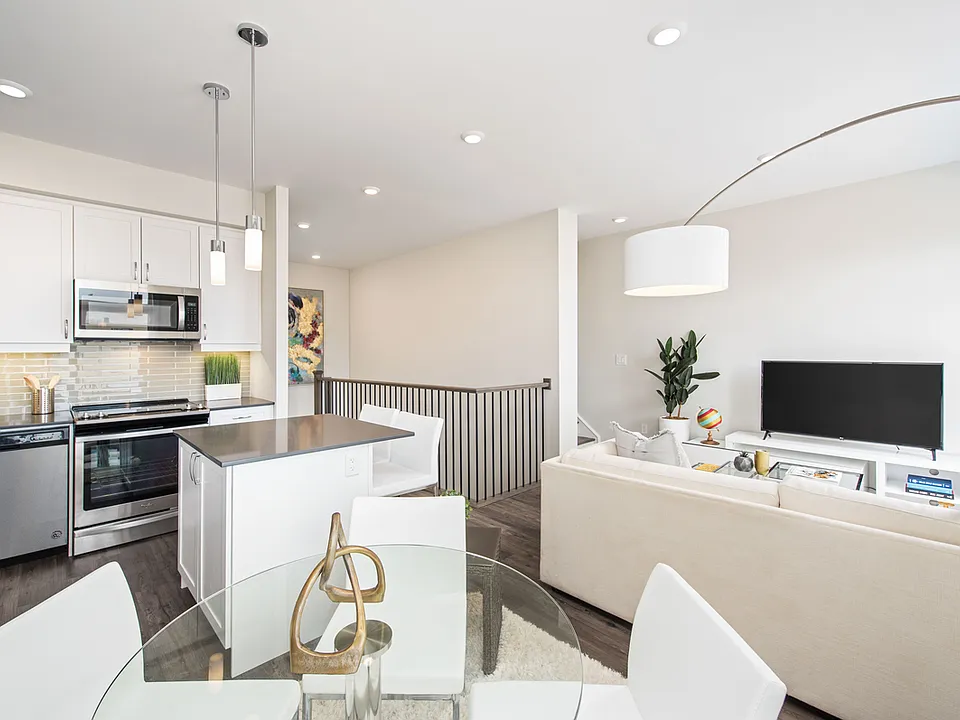 2051 Prospect St #2073-213