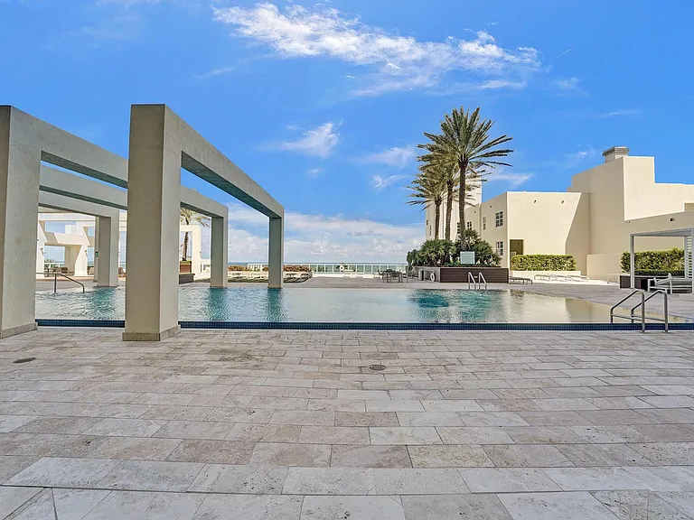 101 S Fort Lauderdale Beach Blvd #806 — Photo 42