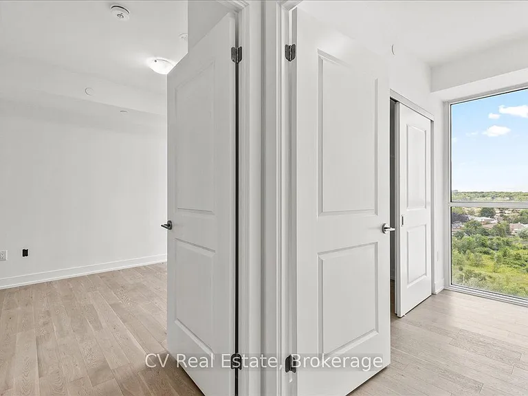 1063 Douglas McCurdy Cmn #1008 — Photo 19
