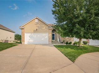 4841 SW Soldier Dr, Lees Summit, MO 64082