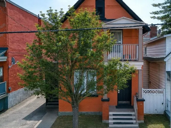 158 Saint Andrew St, Ottawa, ON K1N 5G4