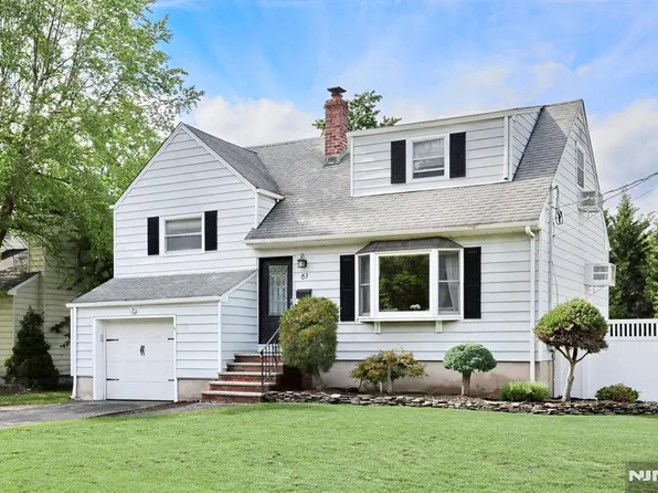 87 Barbara Rd, Dumont, NJ 07628