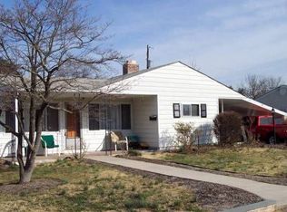 25 Fawn Ln, Levittown, PA 19055