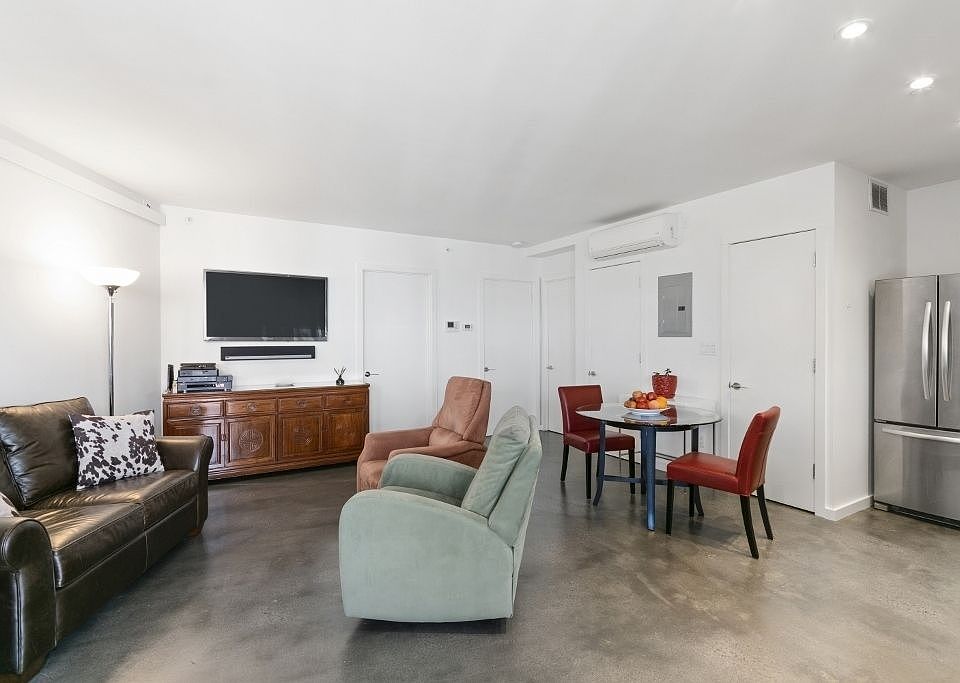 1st image of 618 Washington Ave #501
