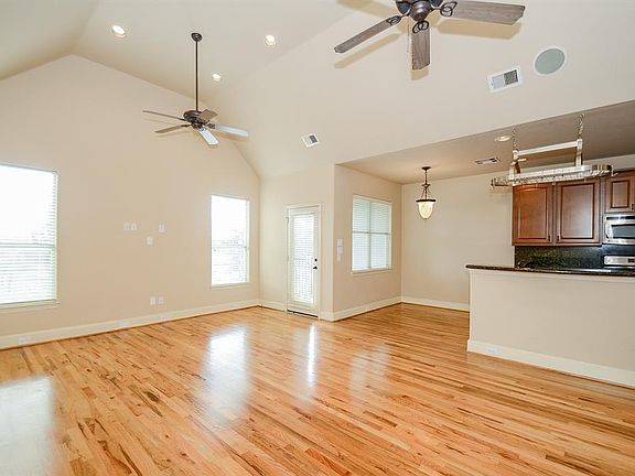 3rd image of 210 Grove St