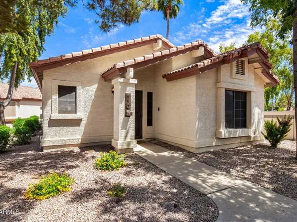 1120 N VAL VISTA Drive #110, Gilbert, AZ 85234