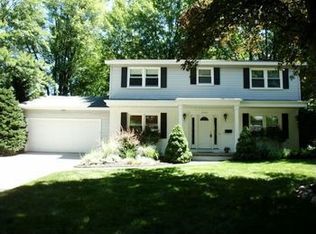 5202 Dale St, Midland, MI 48642