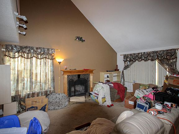 5th image of 4648 W Elgin St