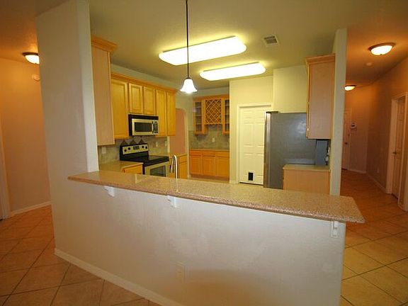 5th image of 2908 Tucson Dr
