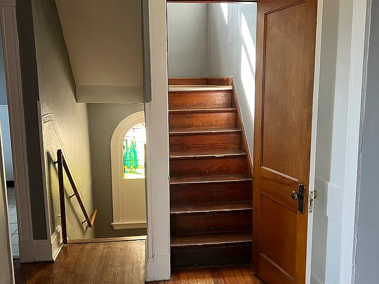 1867 Clarion Ave — Photo 16
