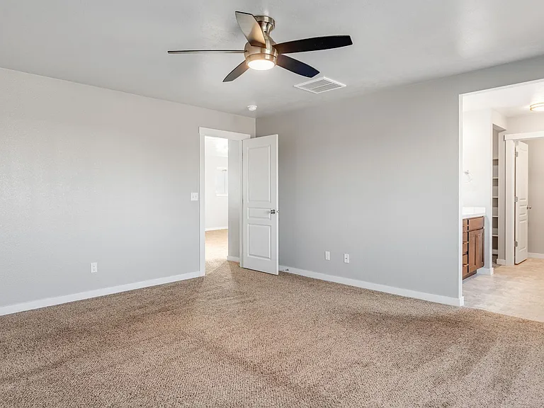 133 S Baraya Way — Photo 44