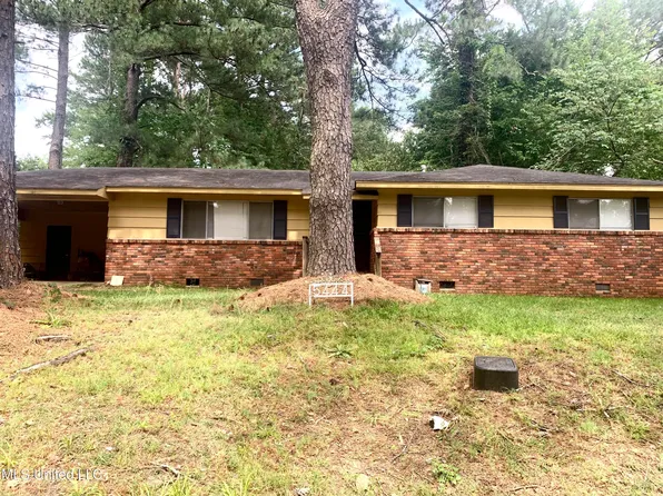 5444 Ridgewood Rd, Jackson, MS 39211