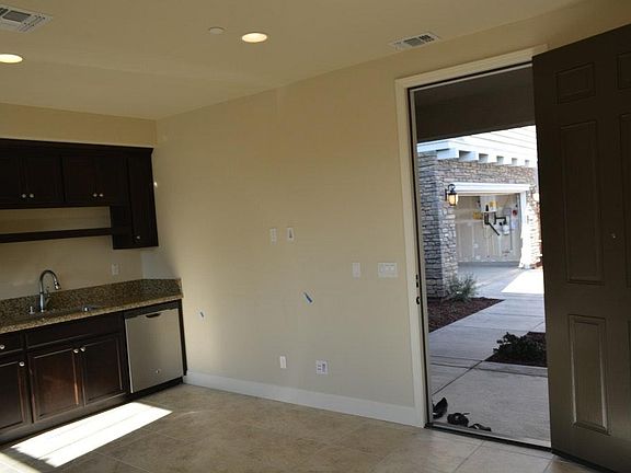 5th image of 658 W Tramonto Dr