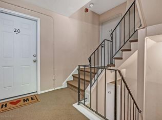 200 Portland Rd APT E-20, Highlands, NJ 07732