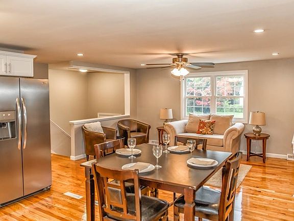 3rd image of 52 Mallard Cir
