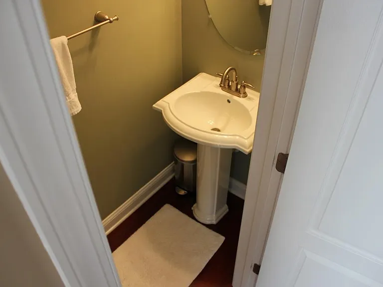 2nd Floor Powder Room