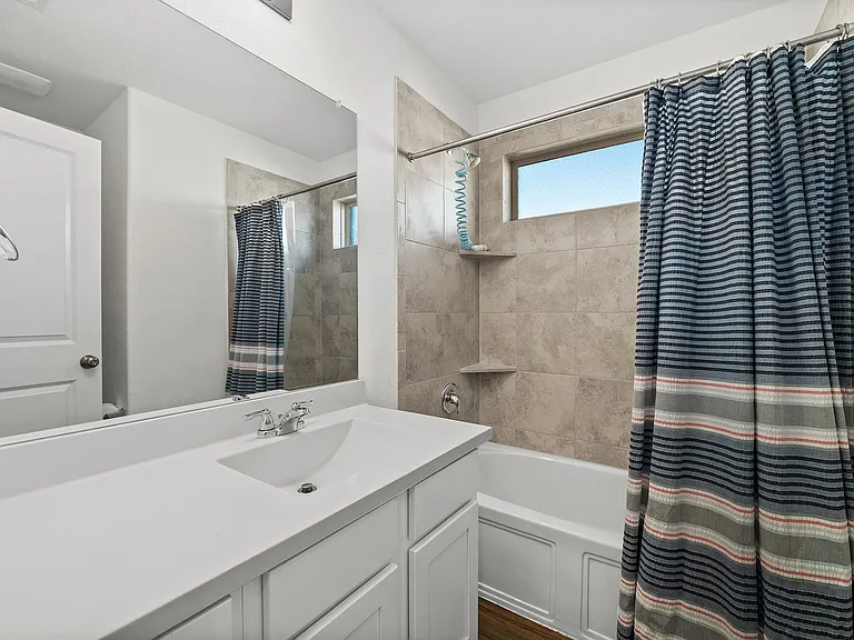 1232 Matt Ln — Photo 23