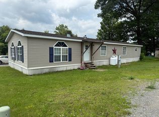 52 Oak Ln, Gloversville, NY