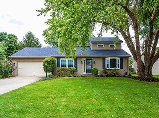 203 Falcon Dr, Versailles, KY 40383