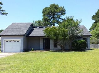 2436 Saddleridge Dr, Midway Park, NC 28544