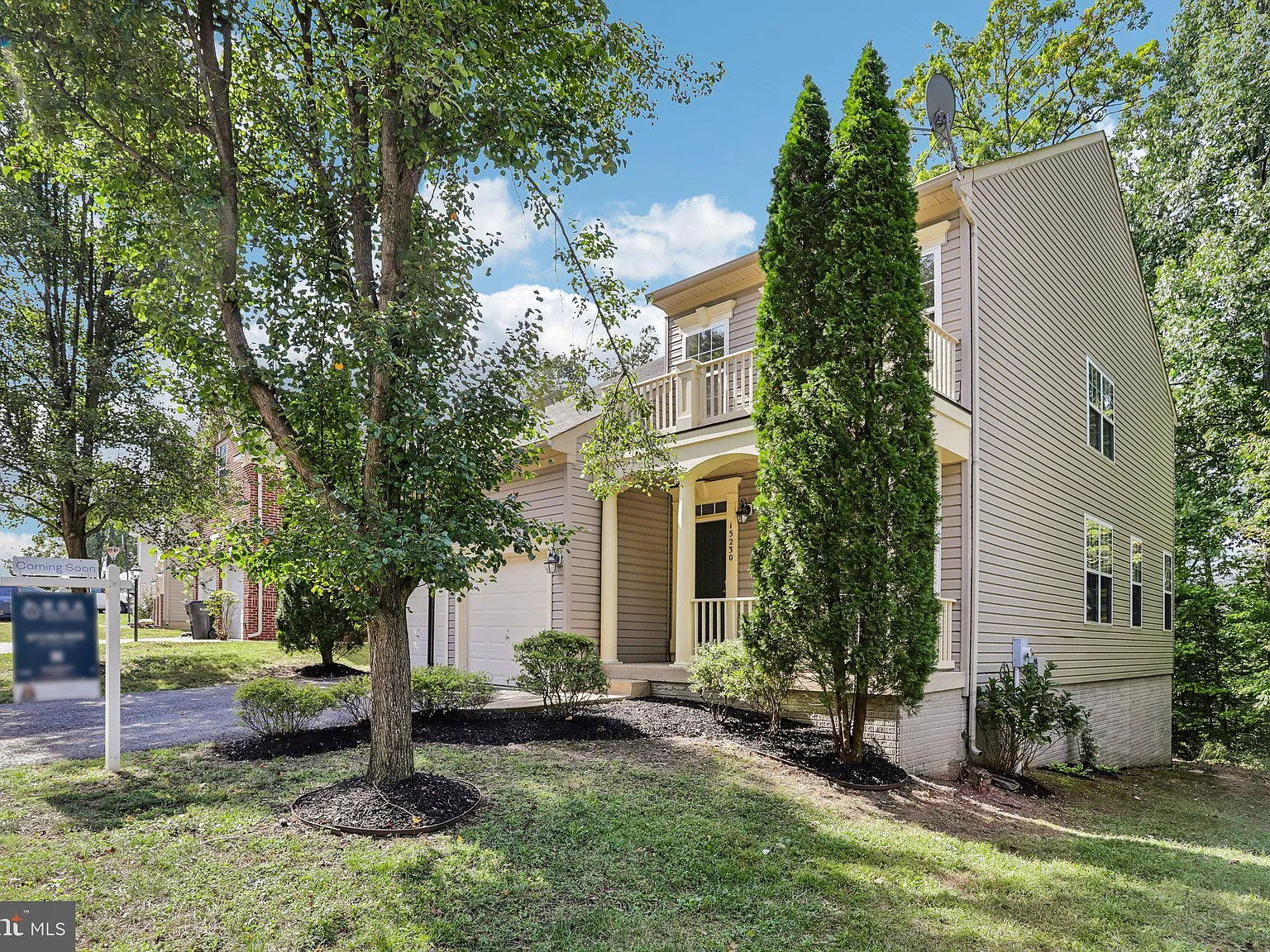 5 bed, 3.5 bath, 3772 sqft, $3,600 — Photo 3