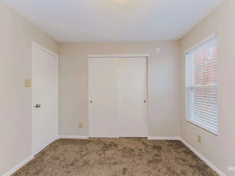 1363 White Birch Ln — Photo 8