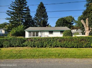 10 Westcott Rd, Troy, NY 12182