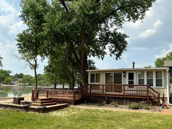 1300 W South St #15, Fremont, NE 68025
