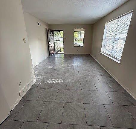 2nd image of 4149 Macon Rd