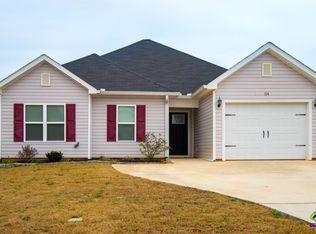 104 Kathryn Pl, Centerville, GA 31028