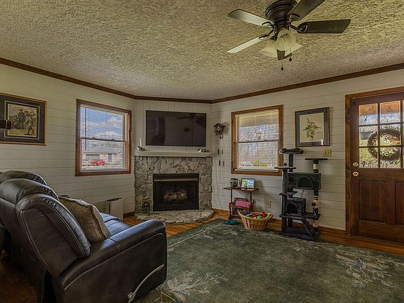 2nd image of 349 Stepping Stone Ln