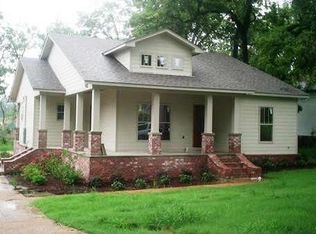 131 Jackson St, Flora, MS 39071