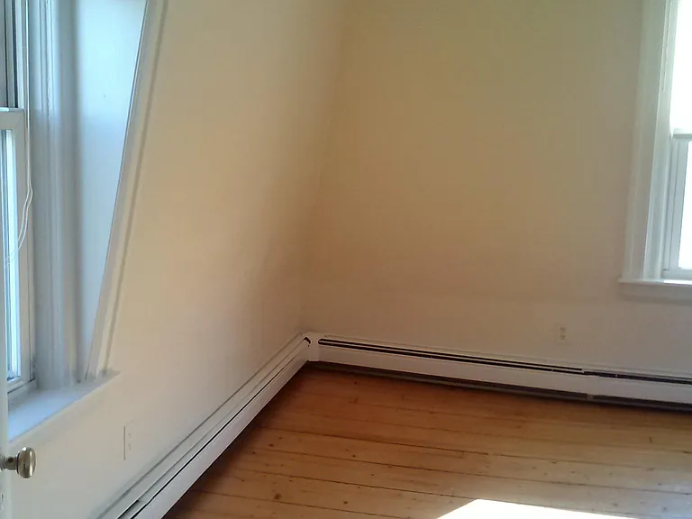 440 Wickenden St #3 — Photo 8