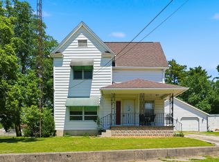 101 E Wolcott St, Wolcottville, IN 46795