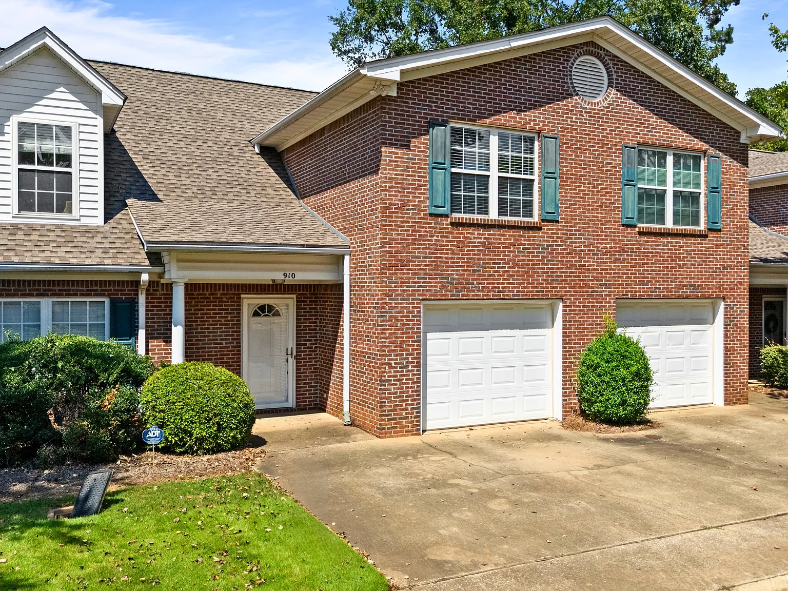 2428 E University Dr. #910 - 910 — Photo 1