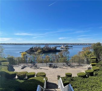 43 Bullocks Point Ave APT 8C, Riverside, RI, 02915