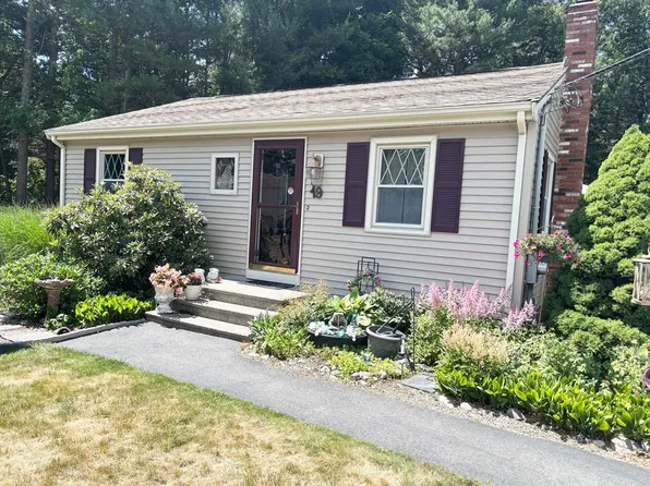 19 Trisina Cir, Attleboro, MA 02703